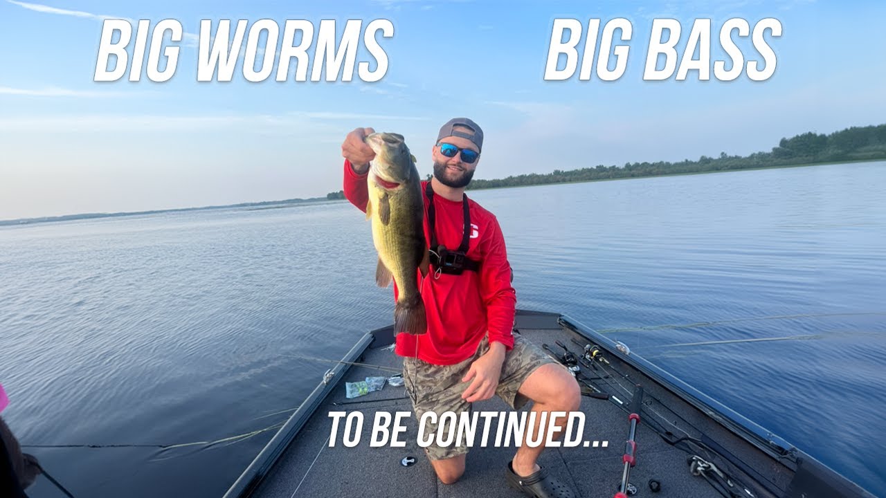 Big BASS Love Big Worms / Father son morning Fish #fishing