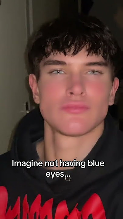 I'm so happy i'm born with these light blue eyes