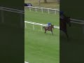 Bin Jahwar wins by half the track on debut 👀