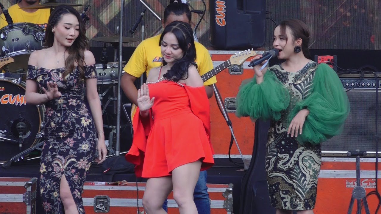 TERLALU SAYANG - TASYA ROSMALA FEAT OM' ADELLA| MASIH DI HAJATAN RASA KONSER TEH ITA PUNCLUT BANDUNG