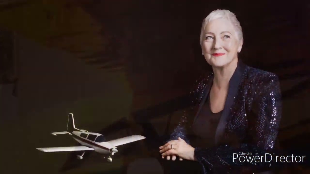 Jonnie Russell | Solo Woman