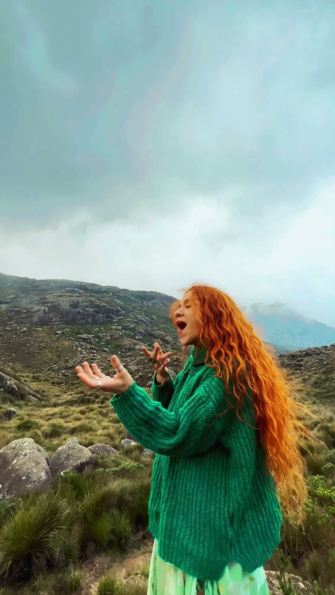 Singing my song TERRA in the mountains ⛰️