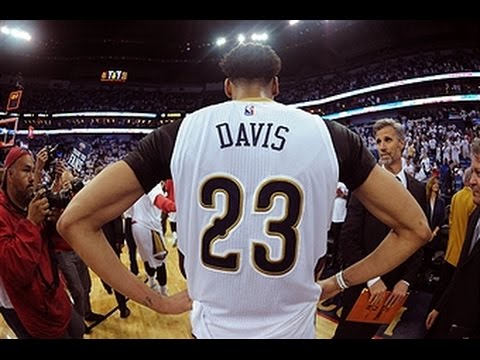 PELICANS @ WARRIORS as NBA on TNT goes Double-Barrel Action with the Defending World Champions in Game #2!..."LOGO WATCH" for NBA Tip-Off 2K15-16 as "State BIRD of Louisiana" and The "BROW" Ant Davis gets Chef STEPH and DUBS Nation in Planet ORACLE after the Banner goes up! #GSWCountdown #NOPvsGSW #NOLAGumboPelicans #DUBSAllDay #LogoWatch #NBATipOff      