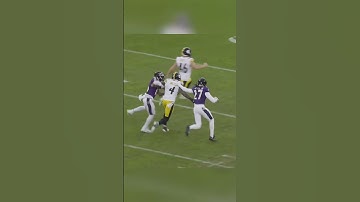 DK Metcalf, football player 😤