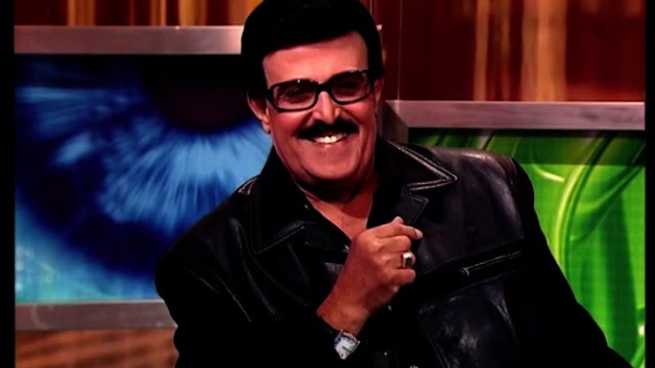 سمير غانم الوحيد اللي عرف يستفز المذيع 😂😂