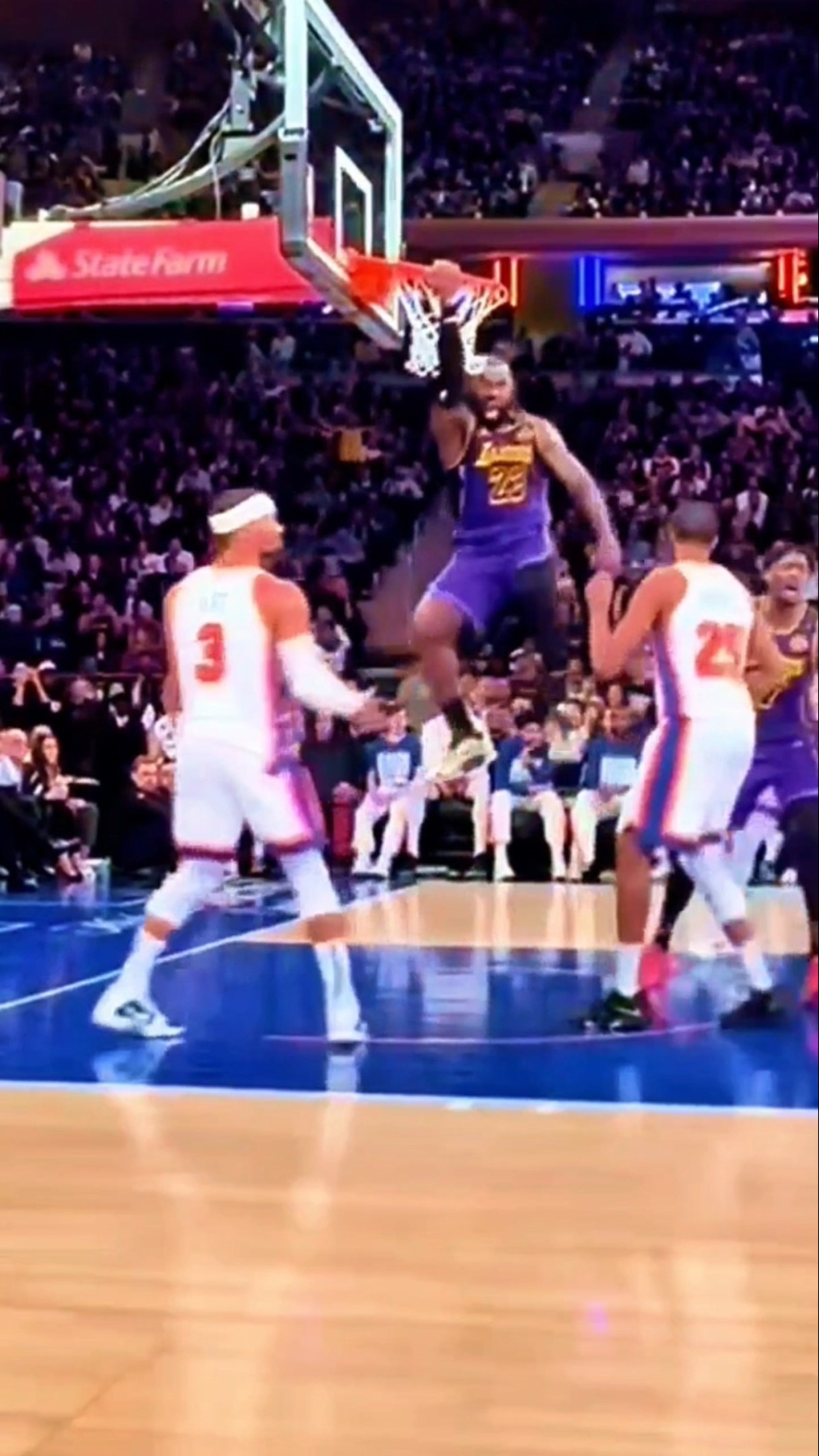 MSG TRIPLE DUB LEBRON BEFORE LUKA! #nba #lebronjames #lakers #losangeles #goat #legend #basketball