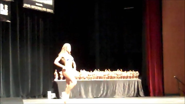 Top IFPA Figure Pro Katrina Roundtree T-Walk at th...
