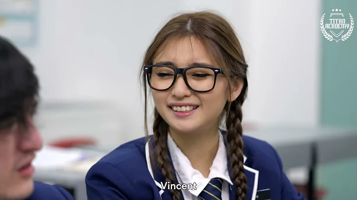 Debbie and Vincent try to make friends in Class N4T1