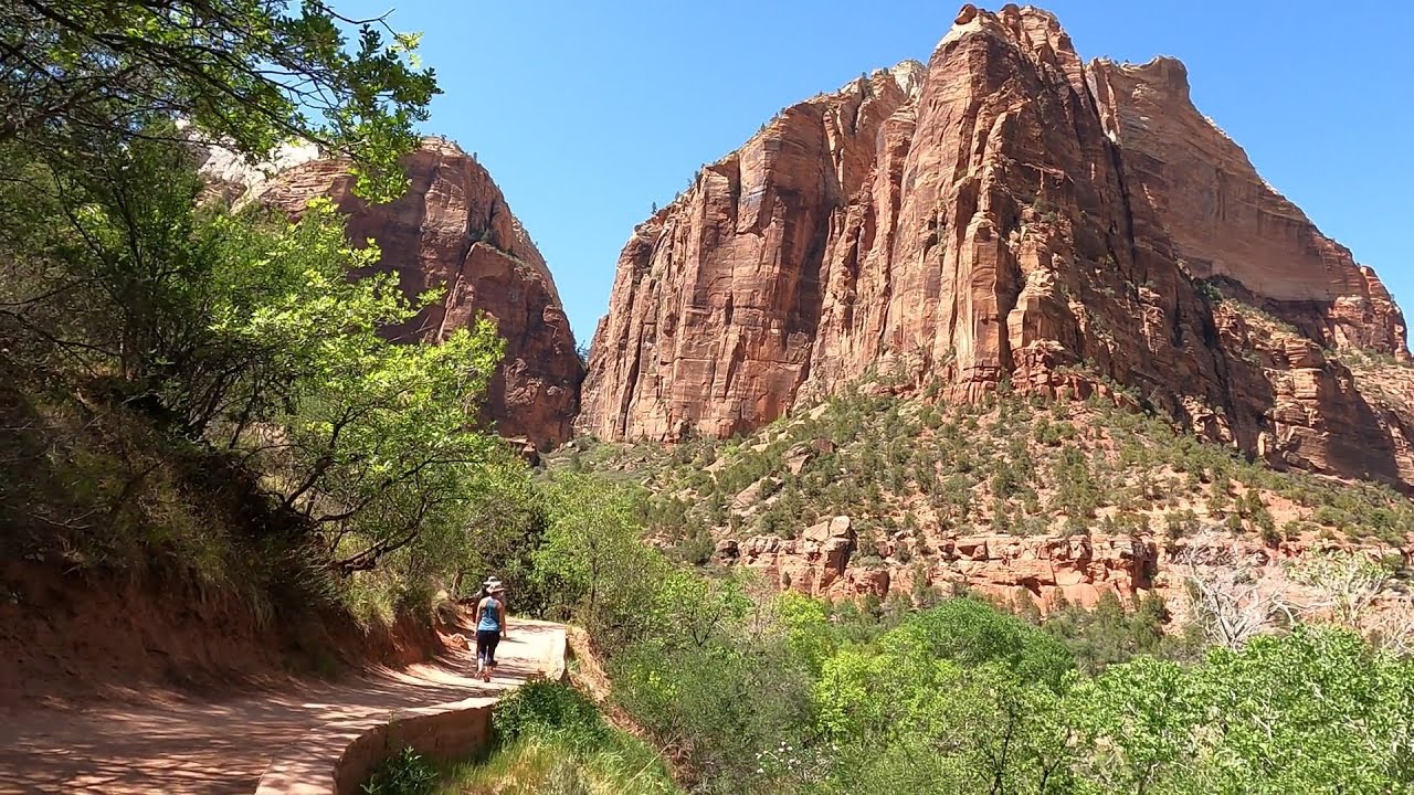 Zion-Emerald Pool Trail (Scenic Hike)