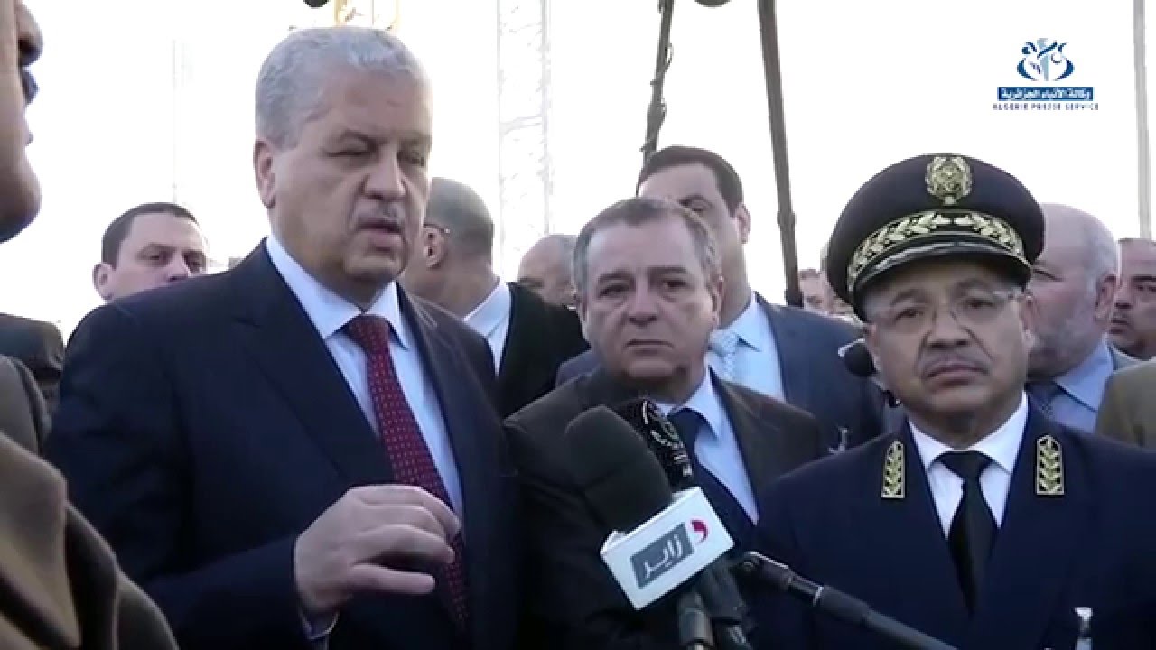 سلال من سطيف: الدولة متحكمة في الأوضاع وعلى الشعب أن يكون مطمئنا