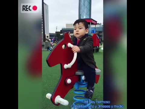 Mi Bebe 1 Ano 3 Meses Y Medio Taylor En Larco Mar Peru Youtube