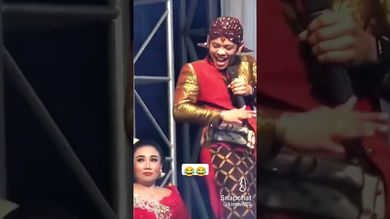 Amana pad Diya dikhana funny😂😂🤣😂😂🤣😂😂🤣🤣😂😂