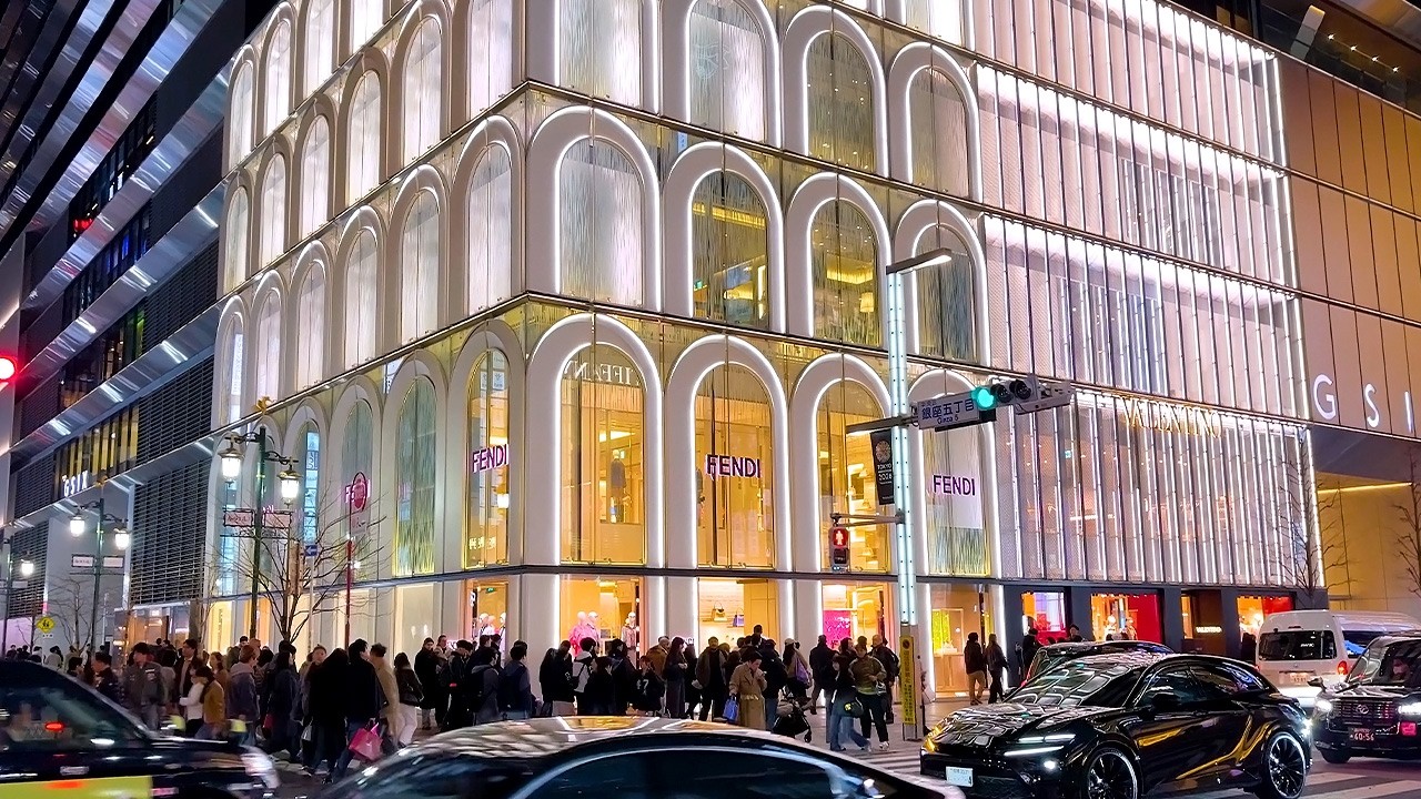 Роскошная ночь в Гинзе. Лучшее время для «Крещения светом» | Ночная прогулка в 4K 2026