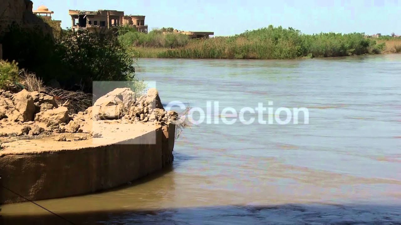 ISIS EXECUTION SITES IN TIKRIT-SOLDIERS MOURNING