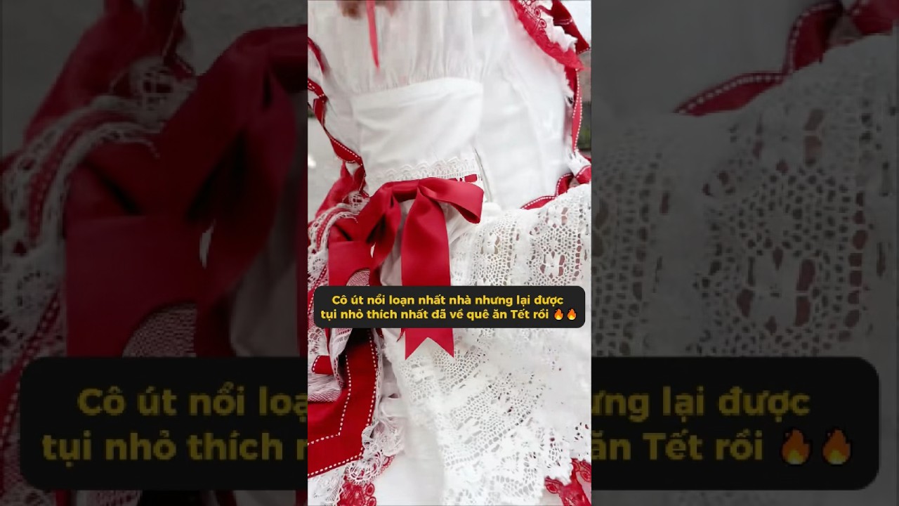 Về quê ăn Tết mà ăn mặc chất quá không dám bước vào làng#cosplay #shorts