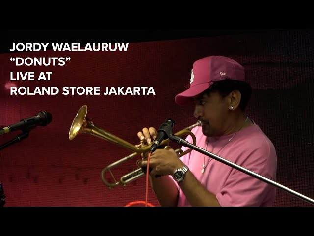 Donuts - Jordy Waelauruw Feat. Marthin Siahaan Live at Roland Store Jakarta class=