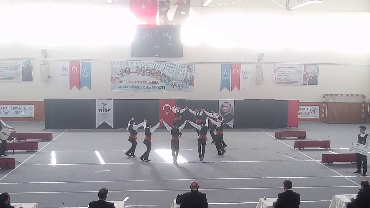 BAYBURT 2018 Halk Oyunları yarışması (Gençler il birincisi)