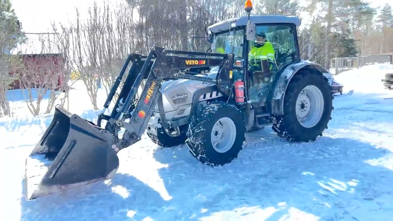 Traktor LAMBORGHINI R2.60 Target