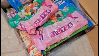 Unboxing box full of chocolates and various candies 🍬 🍭 😋 #Chocolates #Candies #Unboxing #friends