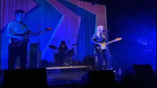 Alvvays - Easy On Your Own? (live Kings Theatre, Brooklyn - 11/16/2022)