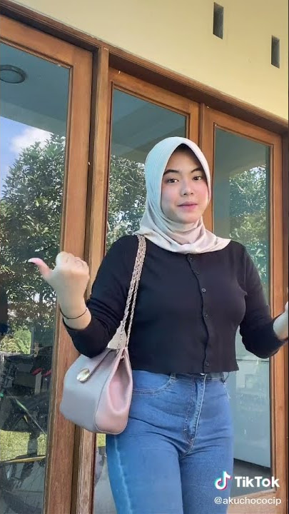 Tiktok hijab goyang super montok terbaru fyp di tiktok.... 🥰