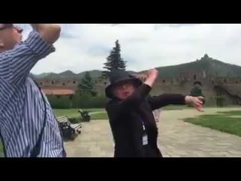 ქალბატონი ციცინოს ექსკურსია