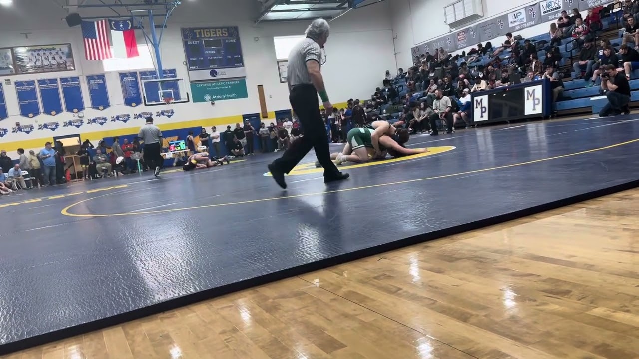 C. Byrd(Bandys) vs L. Coltrane(Trinity) 165 lbs