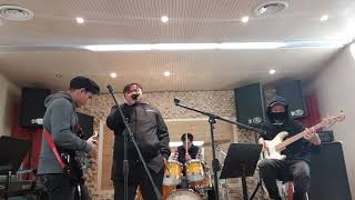 Download Lagu Hey cantik (saggy dog) MP3 Download Lagu Hey cantik (saggy dog) MP3