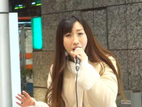 角田睦美。「Automatic」(宇多田ヒカル)、梅田周辺、１７.０２.１９