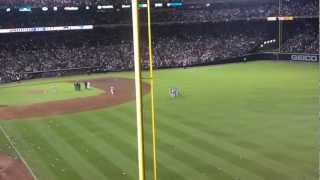 Braves fans throw trash onto field.  Braves vs Cardinals 10/5/2012