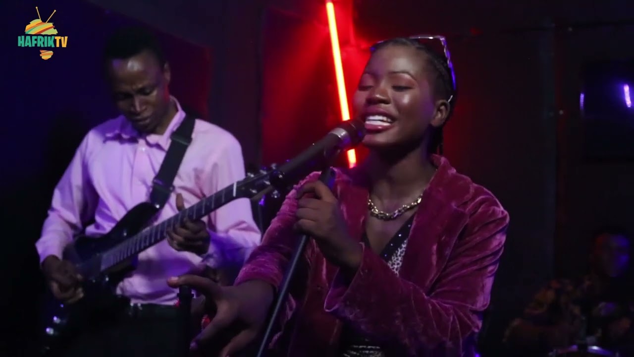 ⁣Young artiste Midey Vibes sounds like Simi || performs her song,