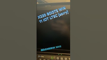 X220 BOOTS WIN 11 IOT LTSC (sorry) #thinkpad #windows11 #microsoft #lenovo #pc #laptop #2011 #4gbram