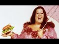 The Unusual Diet Mama Cass Elliot Ate Before She Died at 32 Years Old