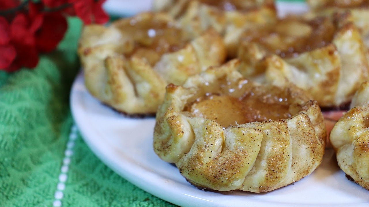 Mini Apple Blossoms | Easy Bakery-Style Dessert