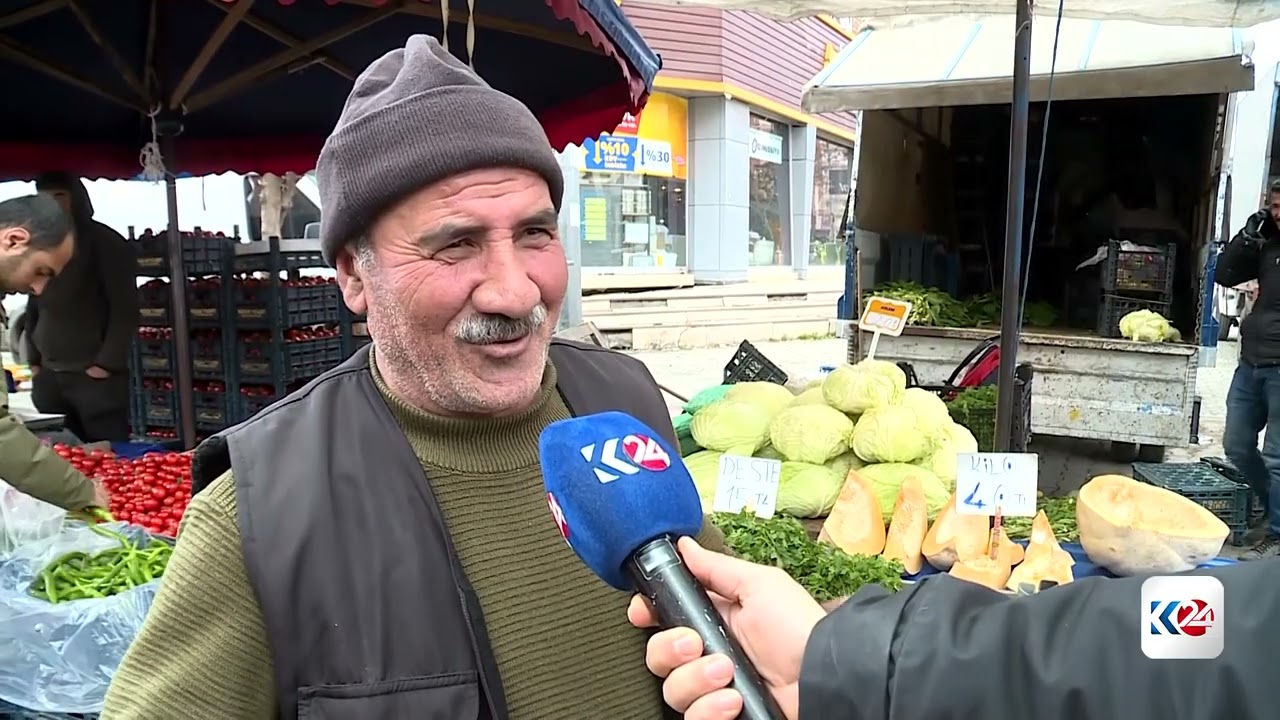 شارەوانی دیاربەکر ناوی سەوزە و میوەکان بە زمانی کوردی دەنووسێت