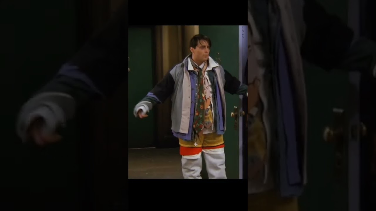 Joey wears all the clothes of Chandler ║Friends
