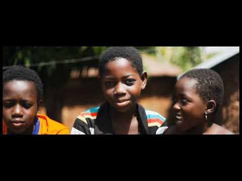 Bibi Reine Clip Officiel (femme africaine)