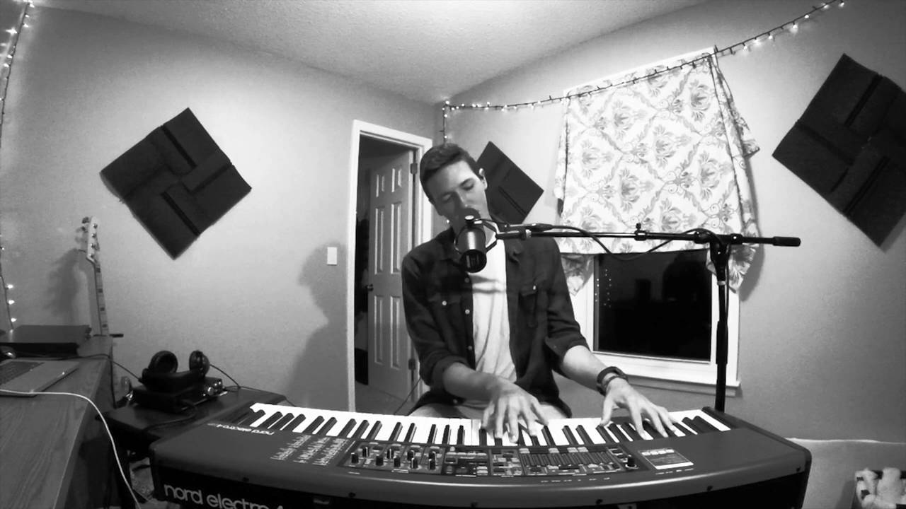 Frank Ocean - "Godspeed" (Cover by Forrest Finn)