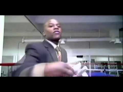 Floyd Mayweather makes it rain