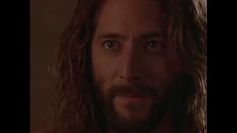 Chúa Giêsu hạ mình xuống rửa chân làm gương cho các môn đệ. #phero_ut - CHUYỆN CÔNG GIÁO - CHUYỆN C