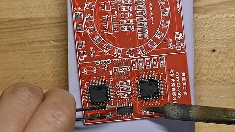 C.K. builds a Gikfun surface mount soldering practice kit