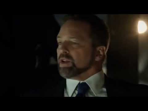 Arrow 2x21 - Felicity Smoak: Master Interrogator