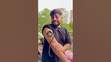 Gaurav ki haath par snake kesay aaya #shorts#gauravaroravlogs#youtubeshorts