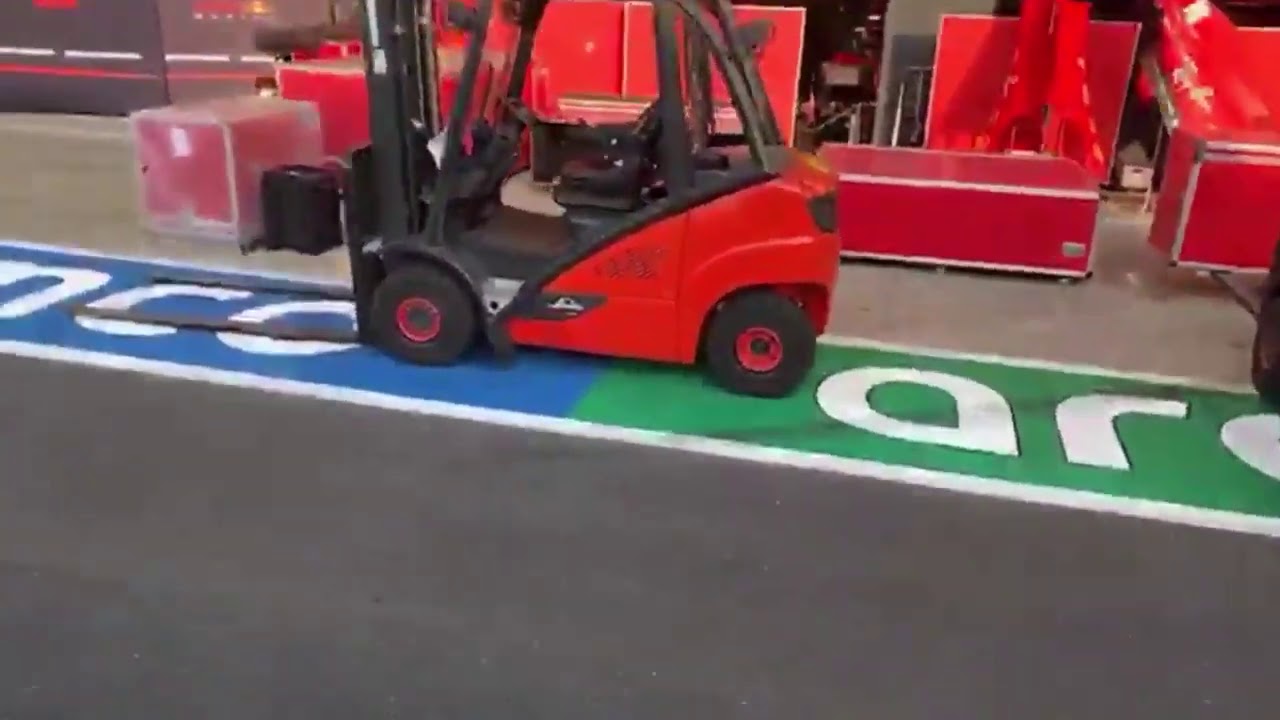 Lando Norris Mocking Ferrari On Stream Youtube