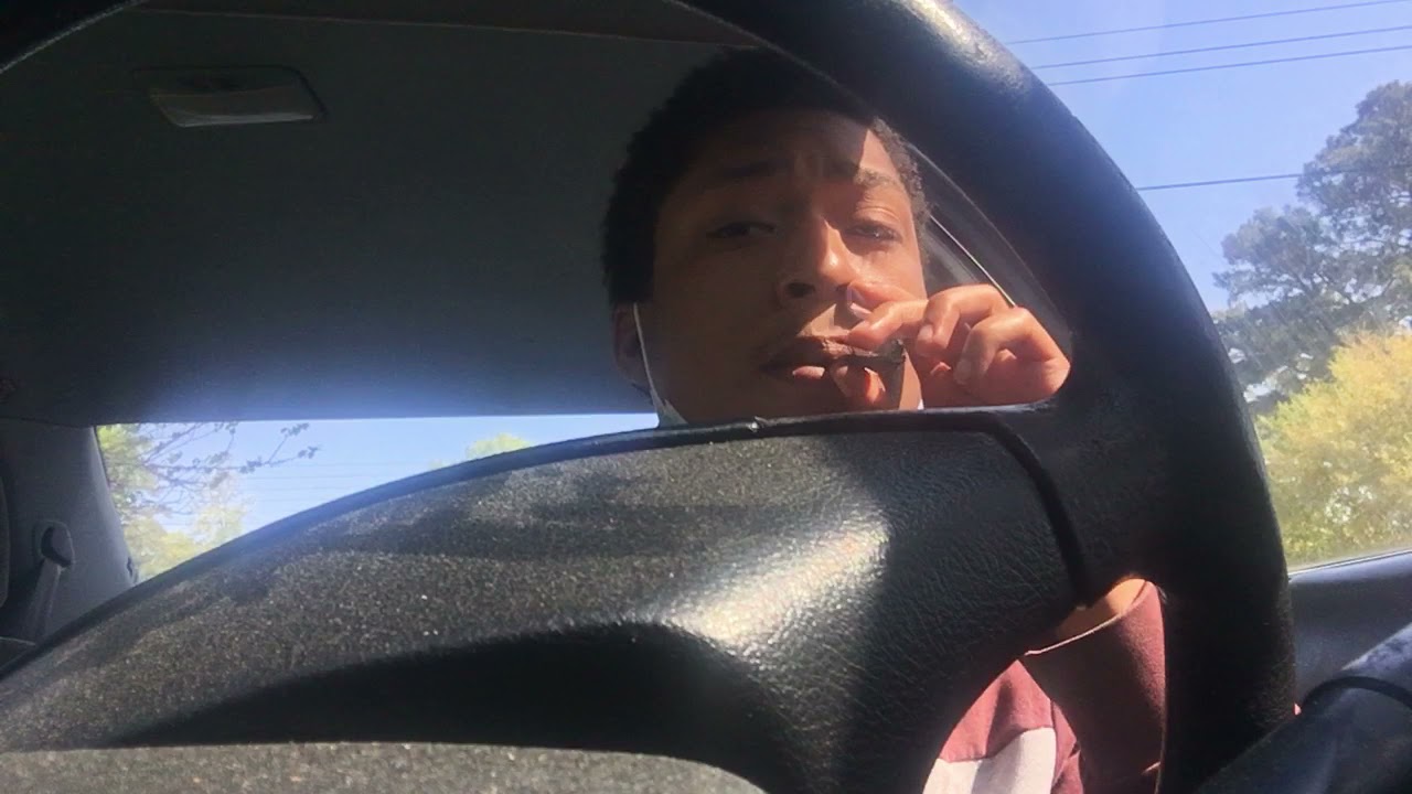 Smoke session with delta 8 lifter plus