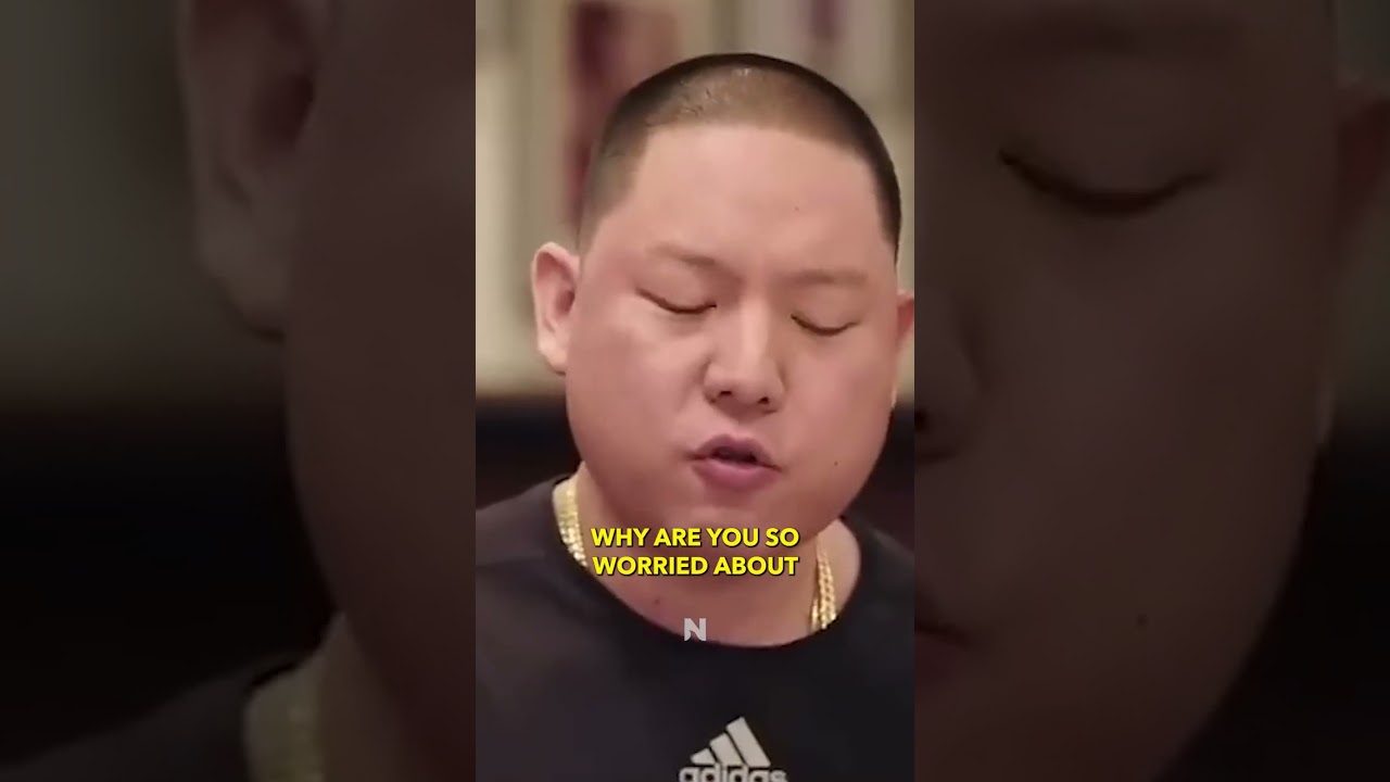 Эдди Хуан делится китайской едой с сторонником превосходства белой расы в интервью 2017 года