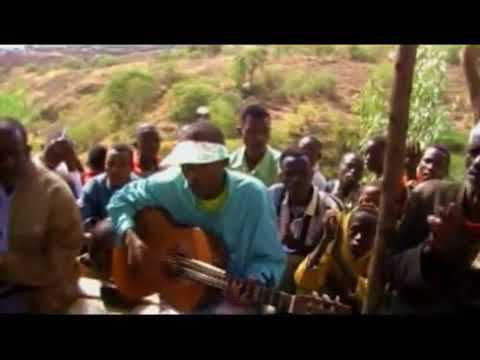 የኮንሰኛ መዝሙር በዘማሪ ዘነበ ሰንበቶ አይን ስውር ነው ግን ጌታ ፀጋ አበዝቶለታል