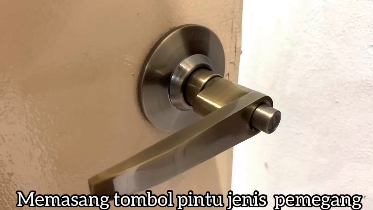 cara pasang tombol pintu