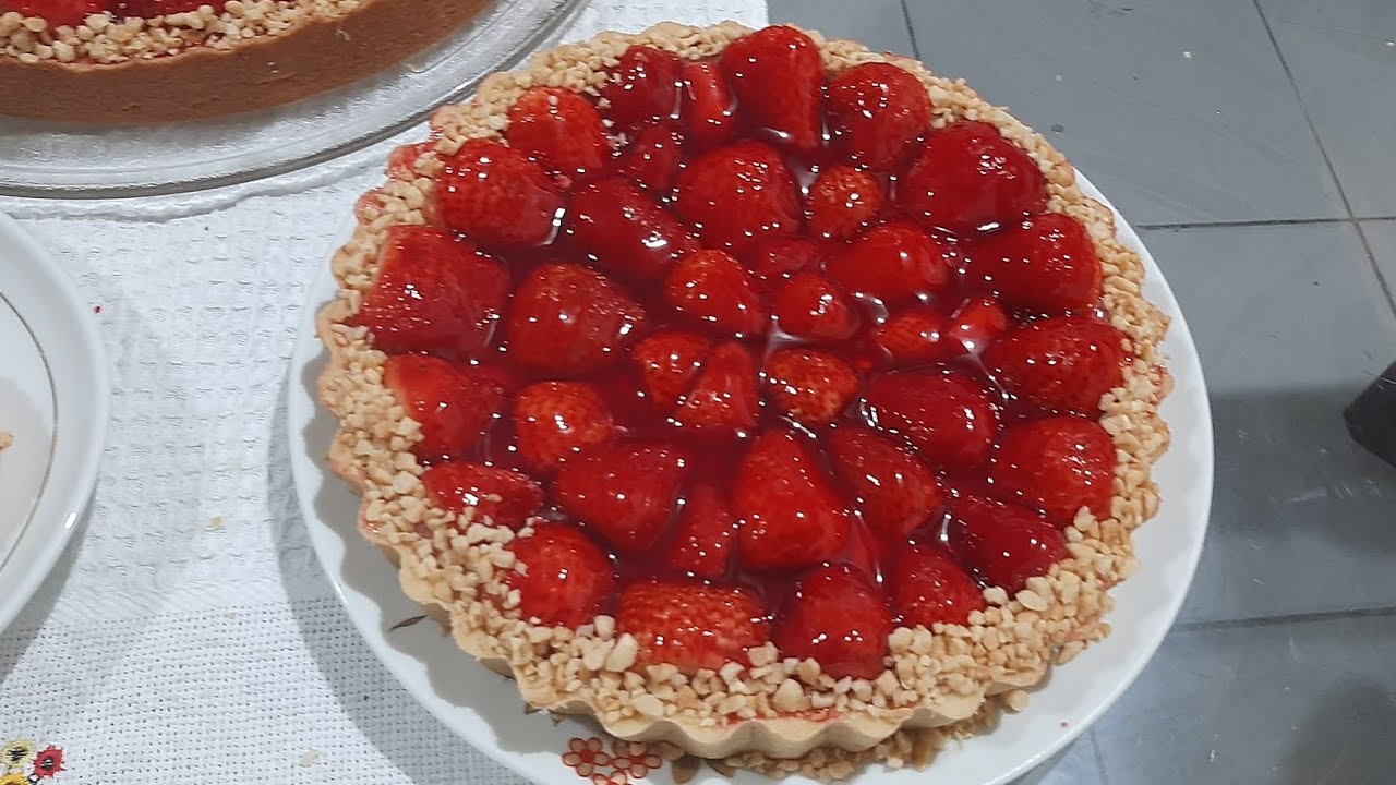 Como fazer uma deliciosa torta de morango!!! •Delícias da Vovó•