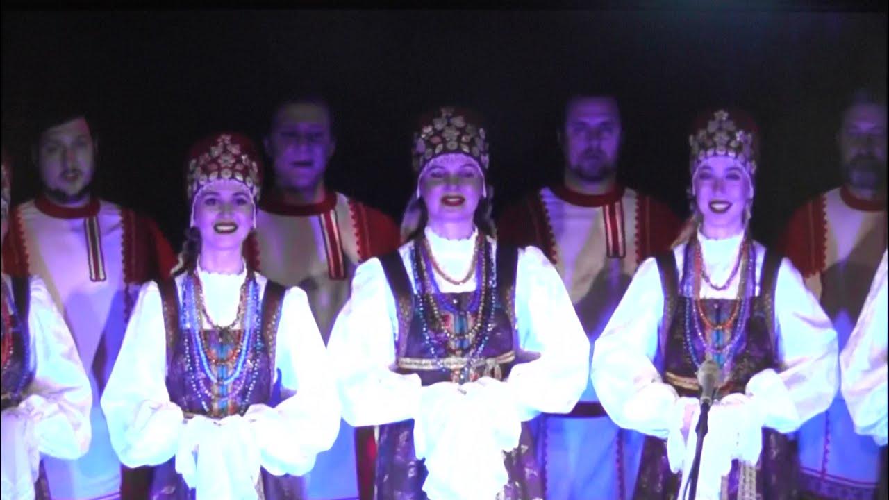 рязанский хор над окошком месяц под окошком ветер. над окошком месяц песня слушать рязанский хор. рязанский хор над окошком месяц под окошком ветер. над окошком месяц уральский хор. пятницкий хор над окошком месяц клип.